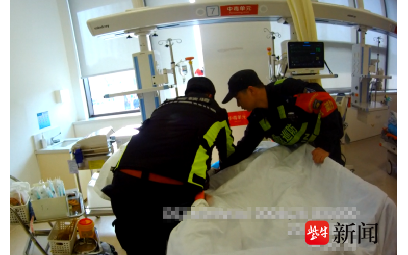 白酒配头孢服下意识模糊，“警”急送医挽回男子一命